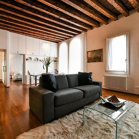 شقة البندقية  في Frari Luxury المظهر الخارجي الصورة